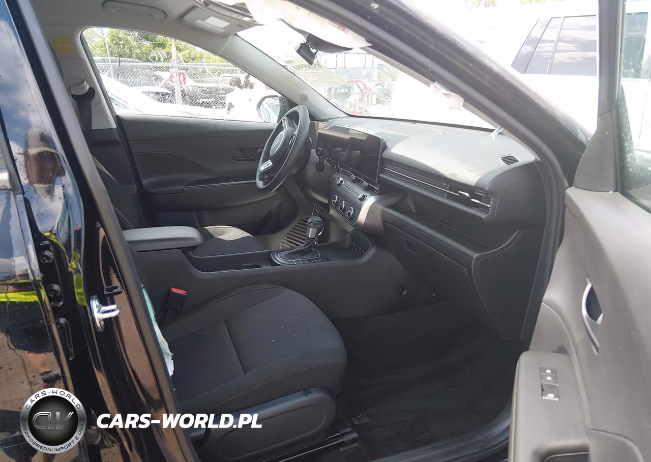 2025 Hyundai Kona Se VIN:KM8HA3AB3SU272003 - 5