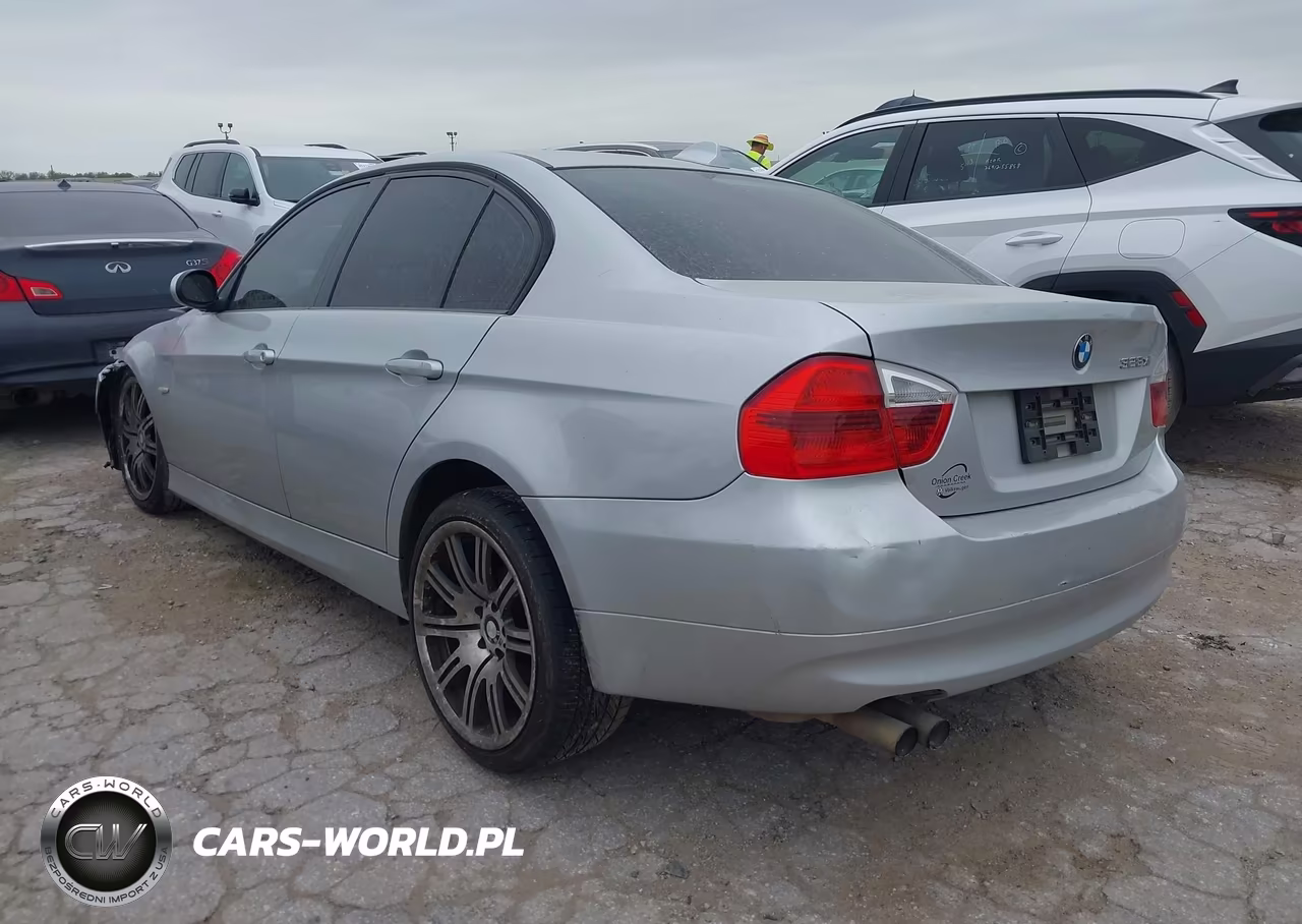 2007 BMW 328Xi VIN:WBAVC93537K032090 - 3