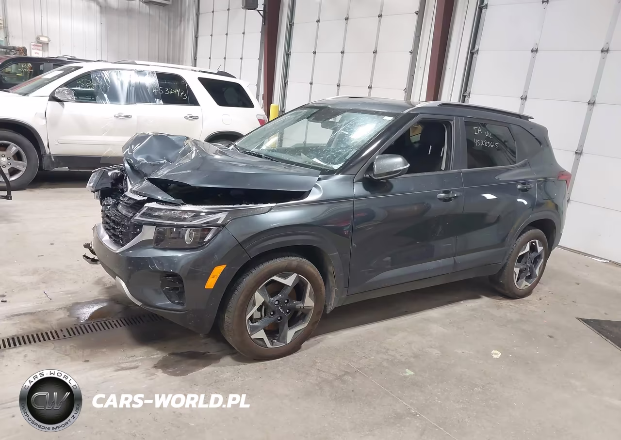 2025 Kia Seltos S VIN:KNDEUCAA5S7823827 - 14