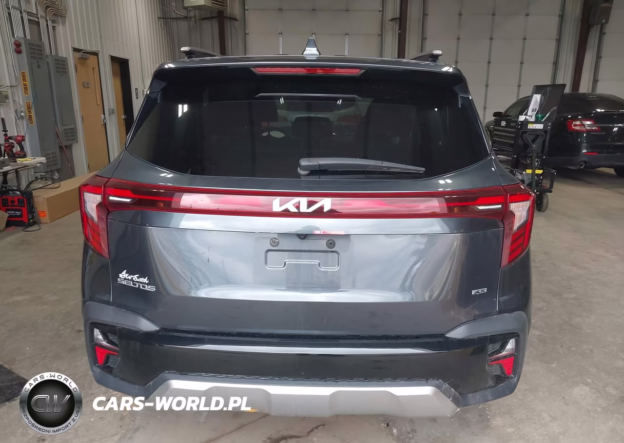 2025 Kia Seltos S VIN:KNDEUCAA5S7823827 - 16
