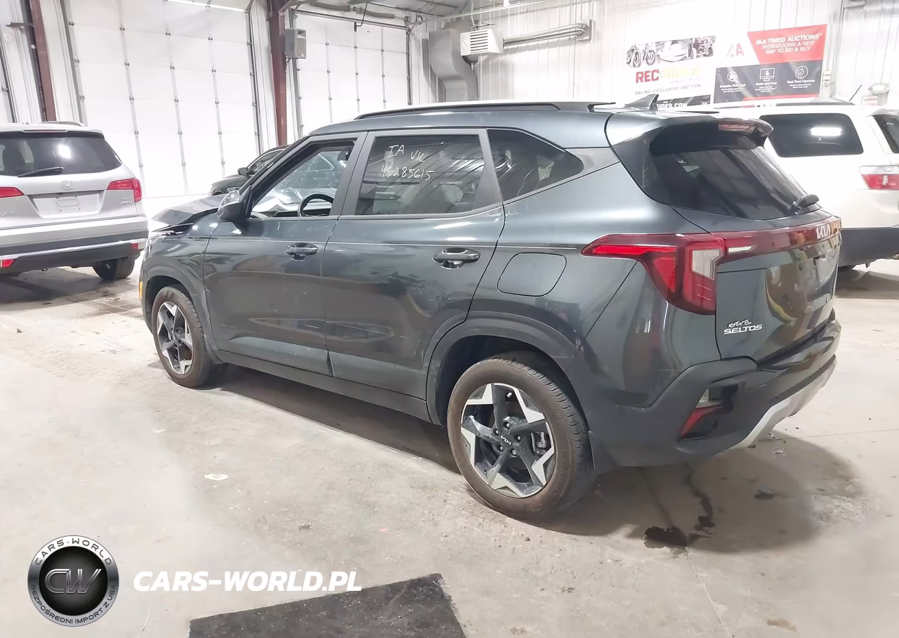 2025 Kia Seltos S VIN:KNDEUCAA5S7823827 - 3
