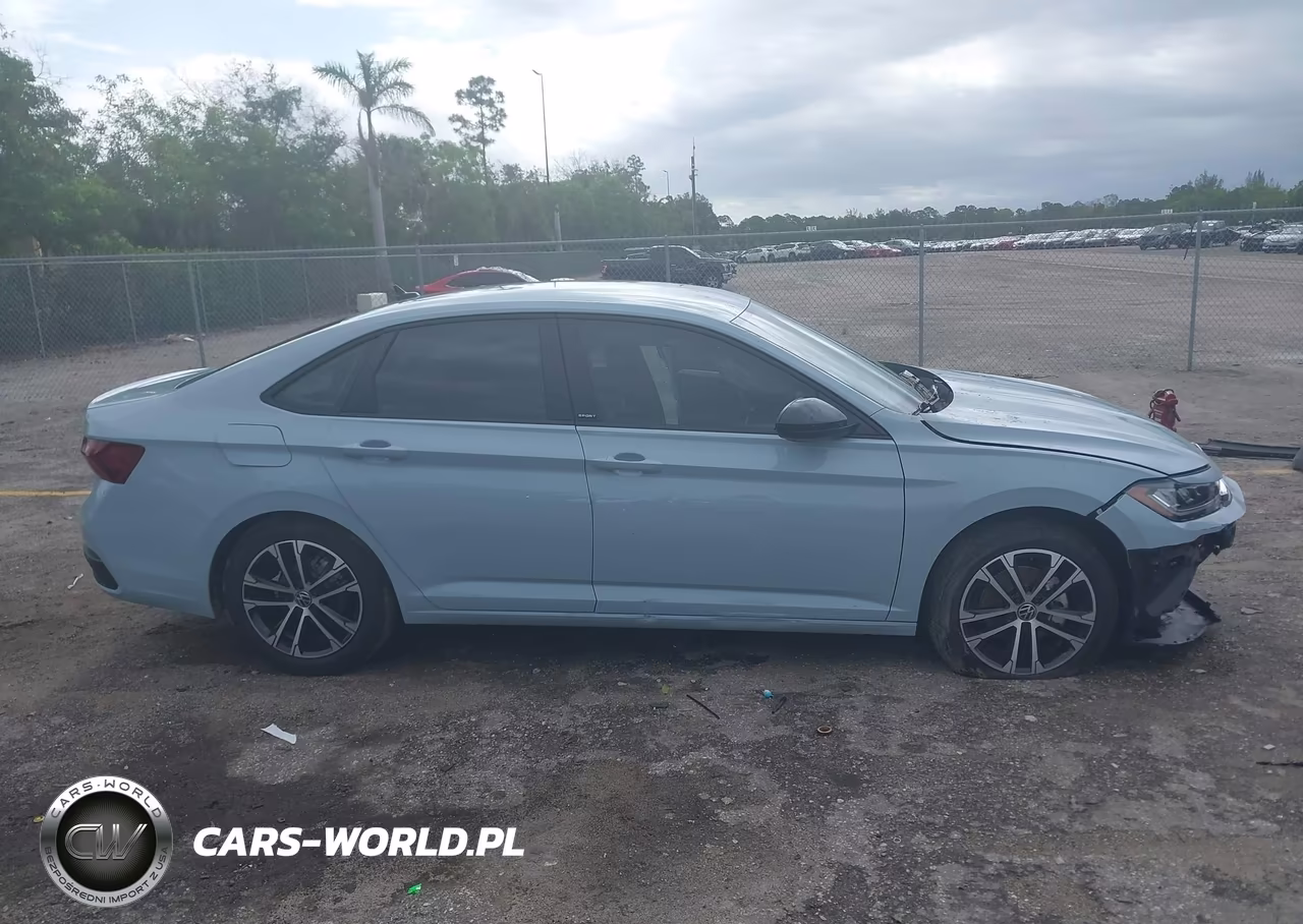 2026 Volkswagen Jetta Sport VIN:3VWBW7BU2TM044614 - 14