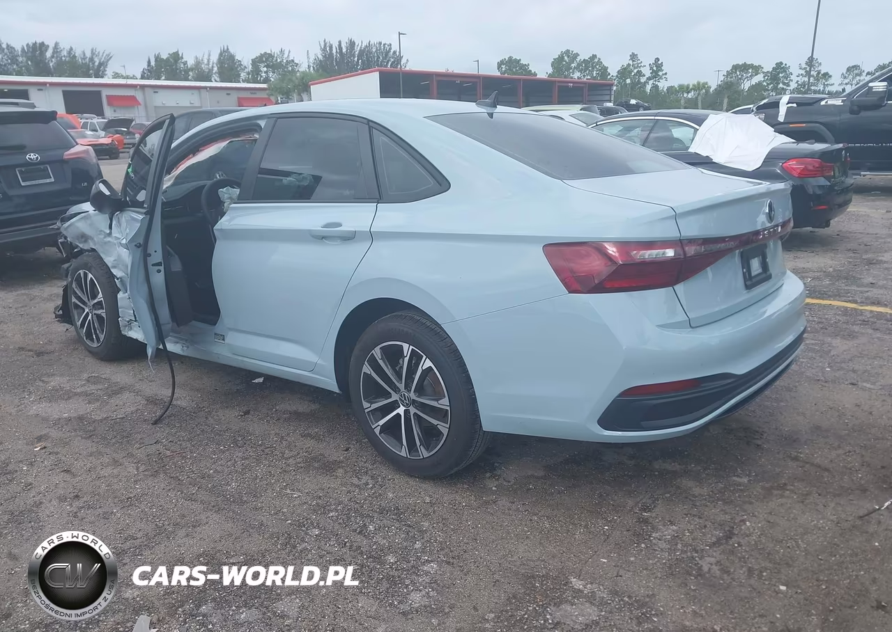 2026 Volkswagen Jetta Sport VIN:3VWBW7BU2TM044614 - 3