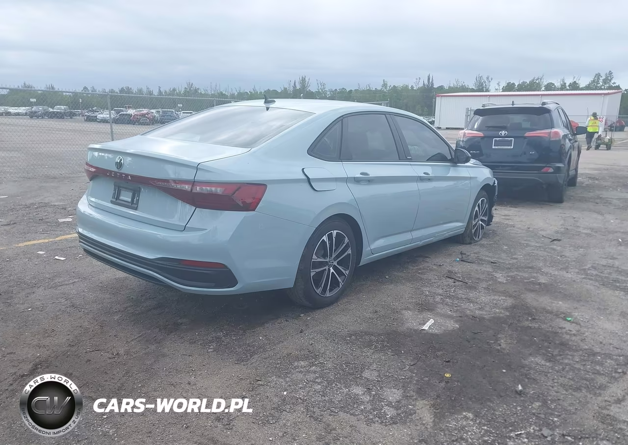 2026 Volkswagen Jetta Sport VIN:3VWBW7BU2TM044614 - 4