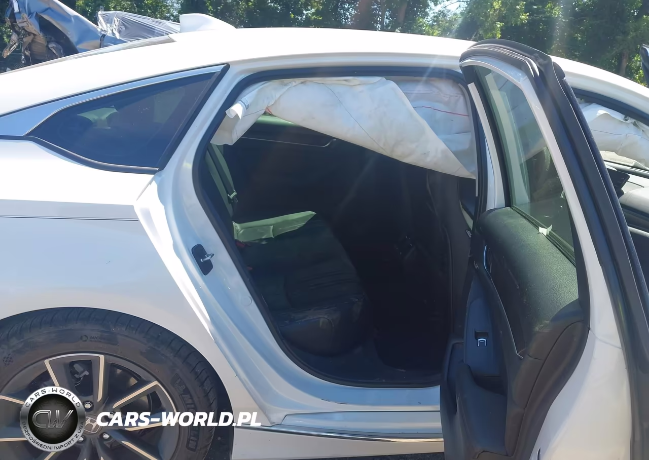 HONDA ACCORD EXL VIN:1HGCV1F5XMA111650 - 8