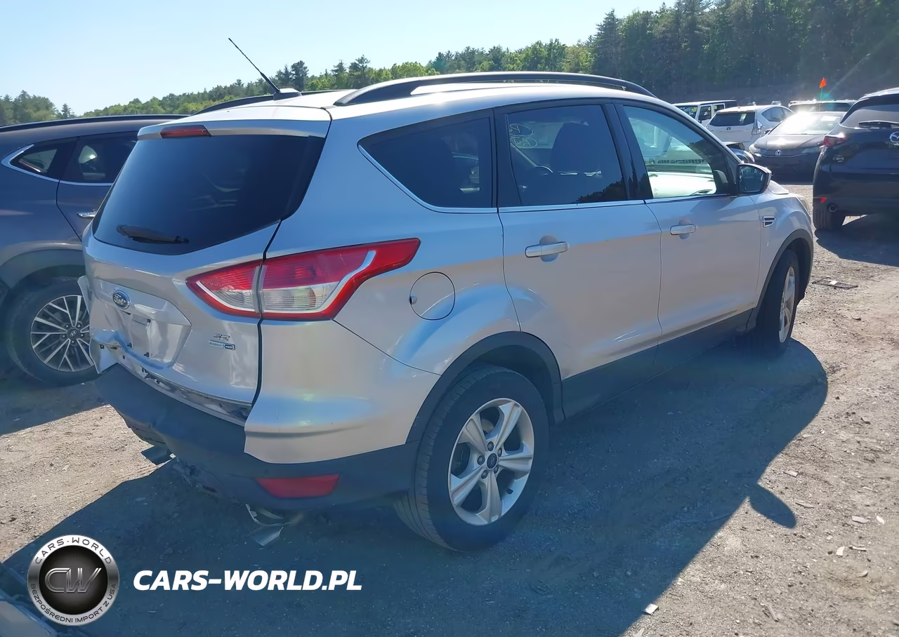 2015 Ford Escape Se VIN:1FMCU9GX4FUC37290 - 4