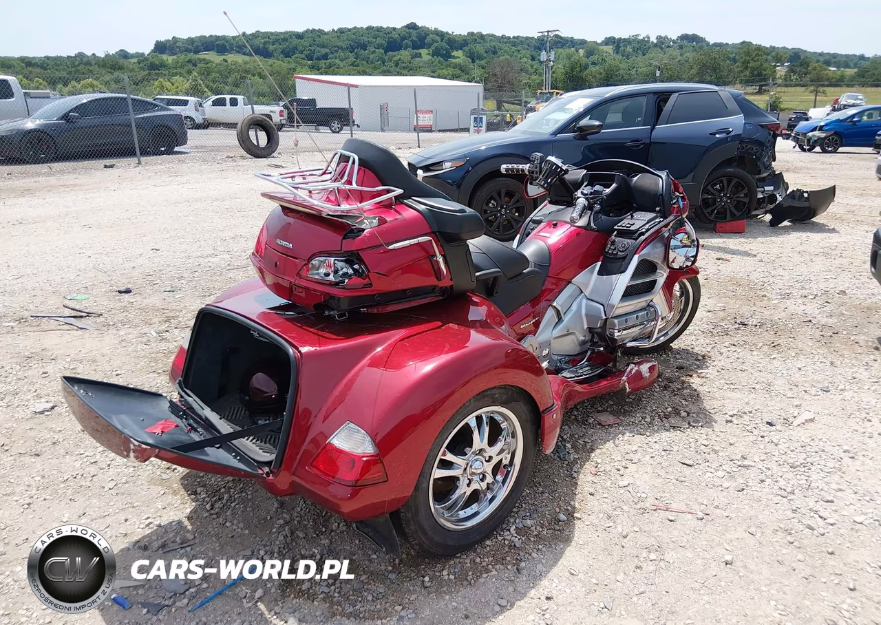 2012 Honda Gl1800 VIN:JH2SC68H0CK000383 - 4