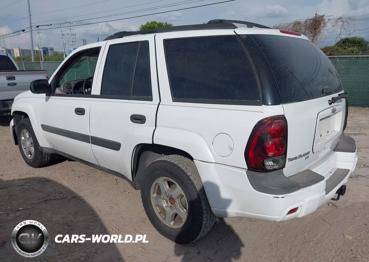2005 Chevrolet Trailblazer Ls VIN:1GNDS13S052152748 - 3