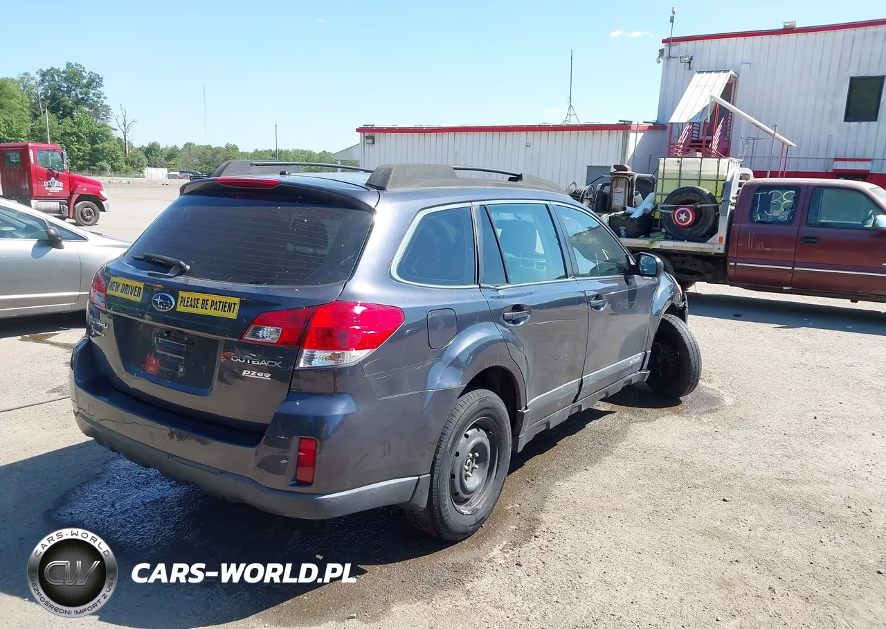 2013 Subaru Outback 2.5I VIN:4S4BRBAC1D3296469 - 4