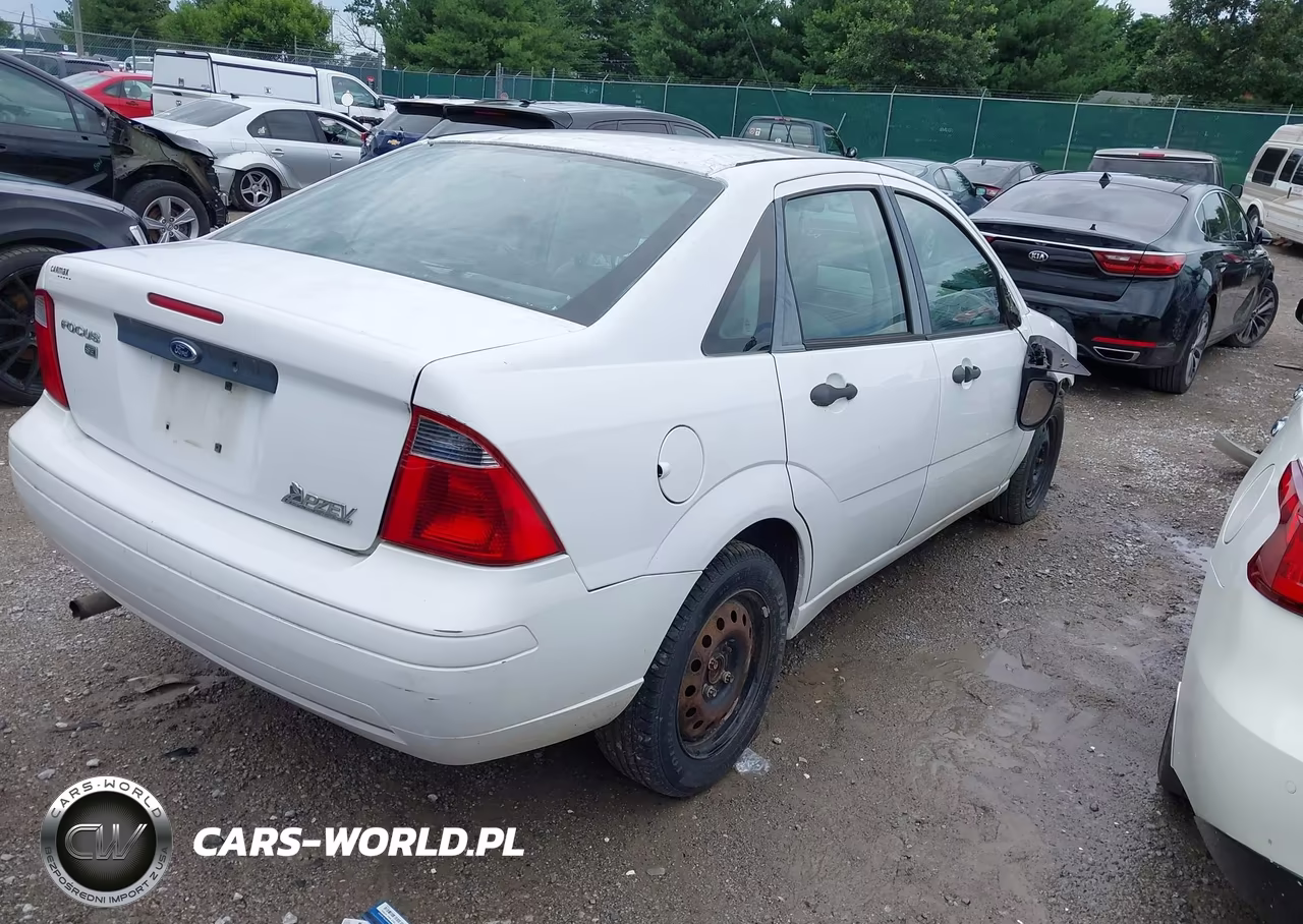 2007 Ford Focus S-Se-Ses VIN:1FAHP34N87W271598 - 4