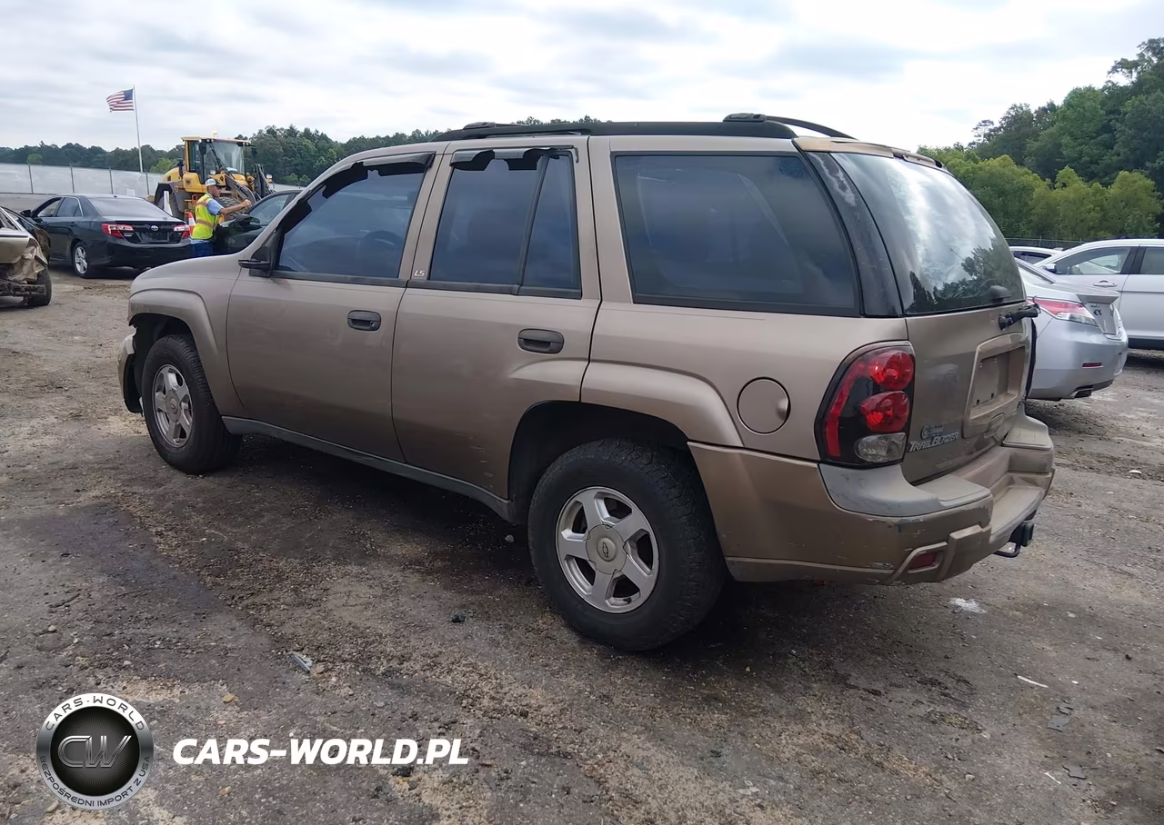 2002 Chevrolet Trailblazer Ls VIN:1GNDS13S422366556 - 3
