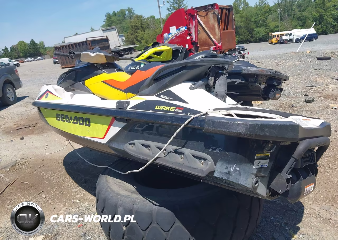 2015 Seadoo Wake Pro 215 VIN:YDV10585D515 - 3