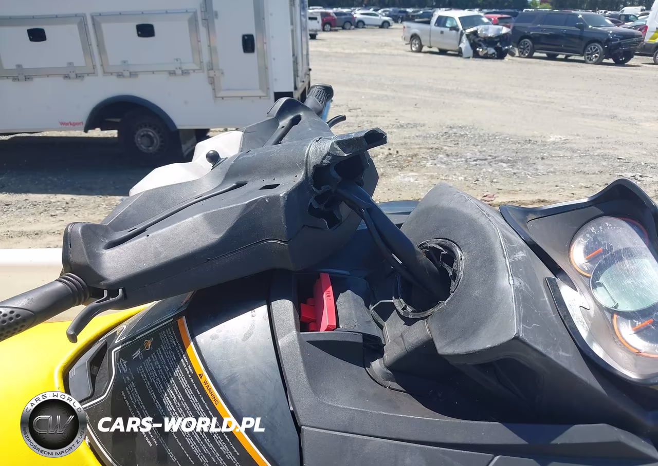 2015 Seadoo Wake Pro 215 VIN:YDV10585D515 - 6