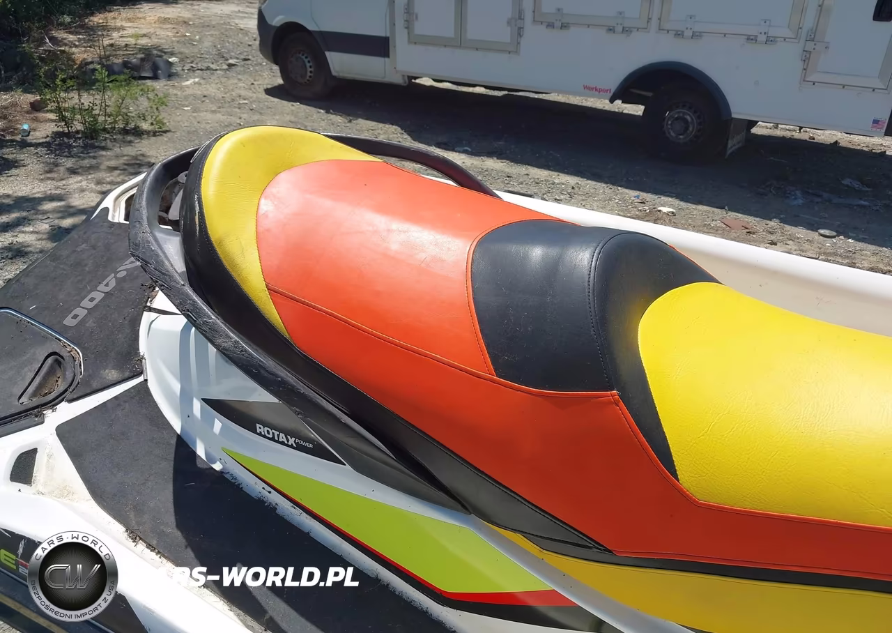 2015 Seadoo Wake Pro 215 VIN:YDV10585D515 - 8