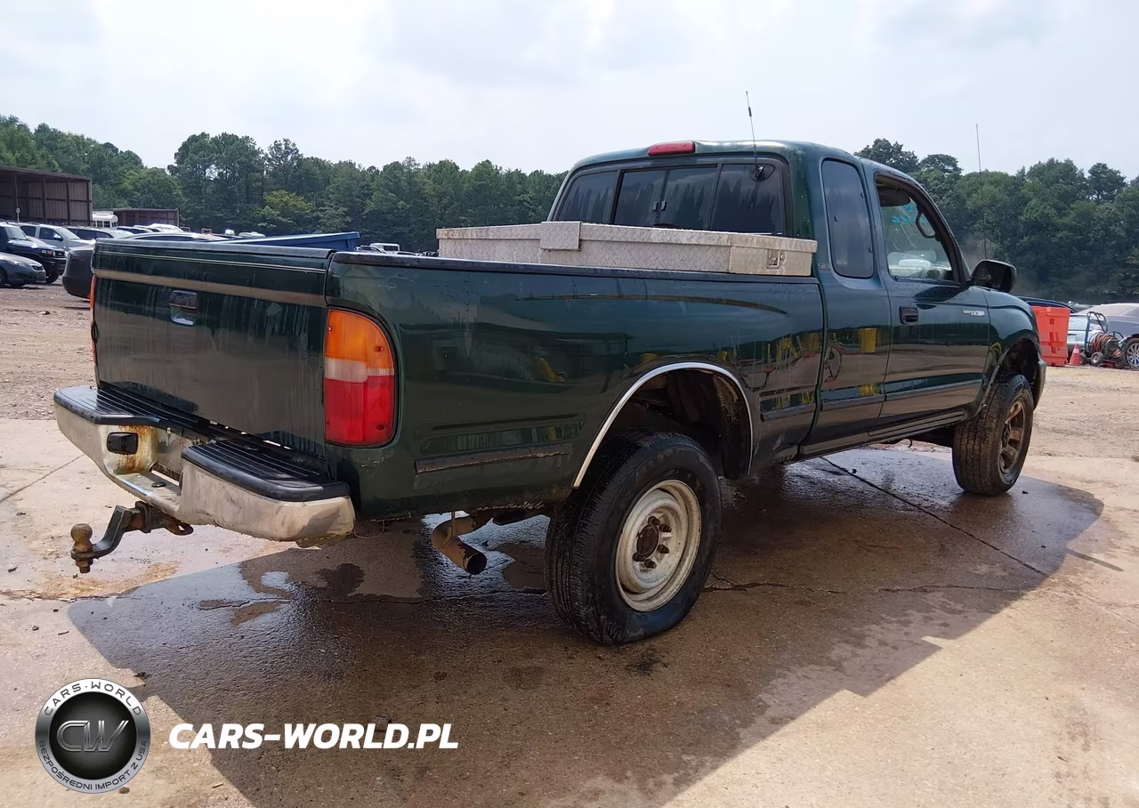 1999 Toyota Tacoma VIN:4TAWM72N9XZ446262 - 4