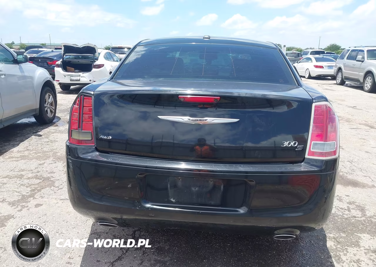 2014 Chrysler 300 300S VIN:2C3CCAGG2EH229462 - 16