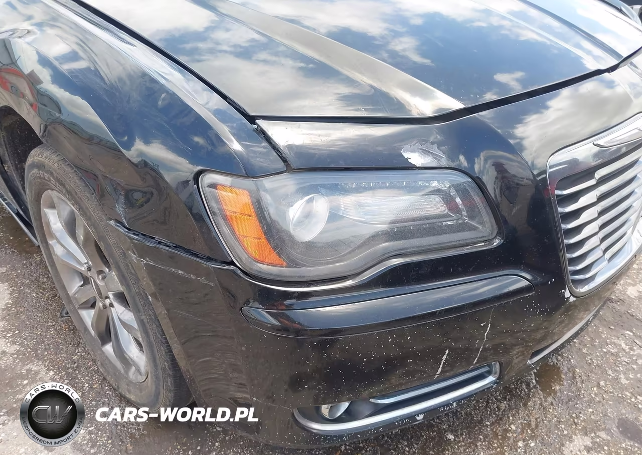 2014 Chrysler 300 300S VIN:2C3CCAGG2EH229462 - 17