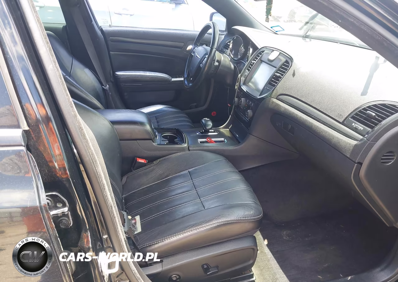2014 Chrysler 300 300S VIN:2C3CCAGG2EH229462 - 5