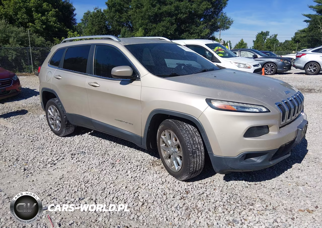 2015 Jeep Cherokee Latitude – zdjęcie 1 z 16