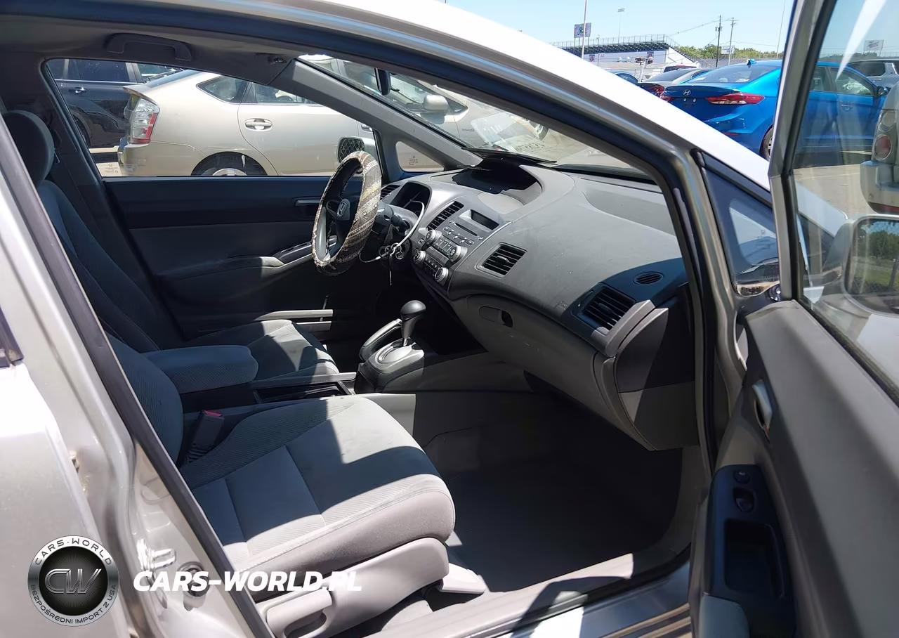 2010 Honda Civic Lx VIN:2HGFA1F53AH319181 - 5