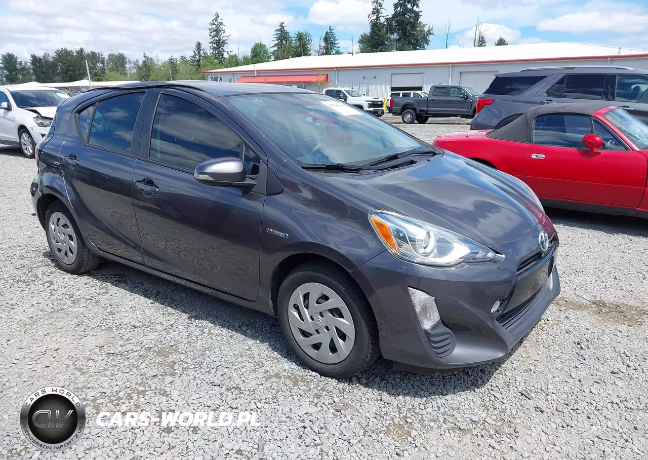2016 Toyota Prius C Two – zdjęcie 1 z 18