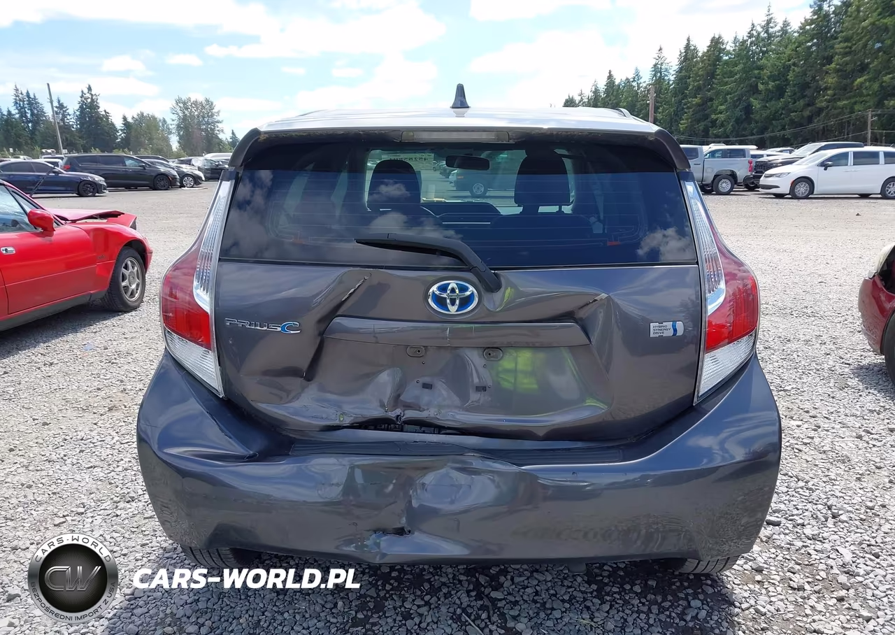2016 Toyota Prius C Two VIN:JTDKDTB35G1129183 - 16