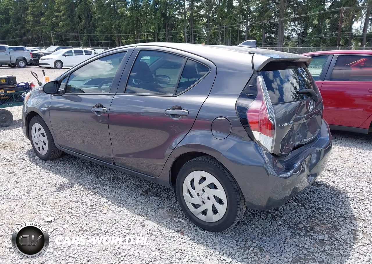 2016 Toyota Prius C Two VIN:JTDKDTB35G1129183 - 3