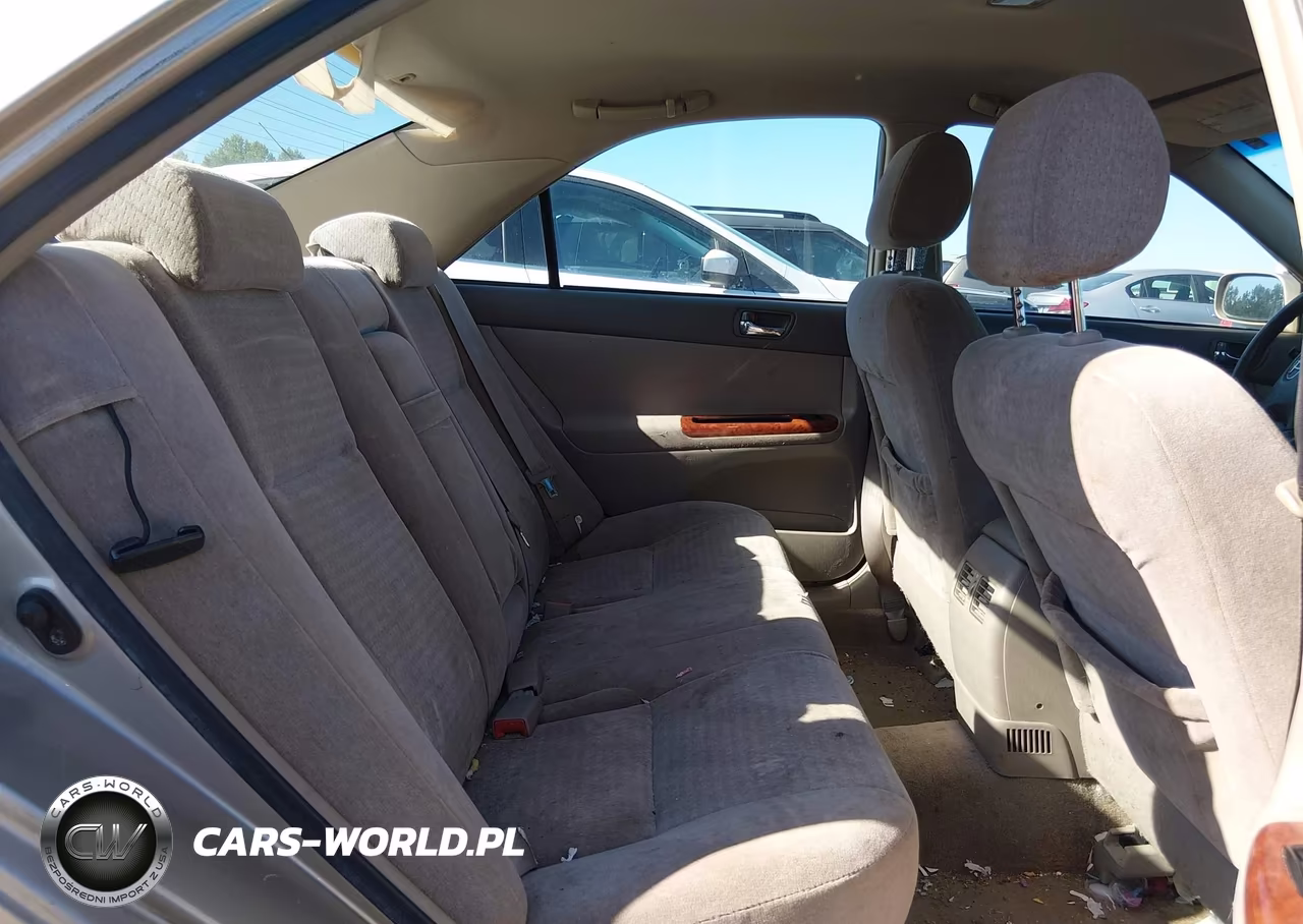 2004 Toyota Camry Xle VIN:JTDBE32K740278605 - 8