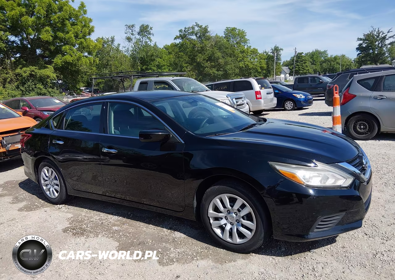 2018 Nissan Altima 2.5 S VIN:1N4AL3AP6JC118083 - 13
