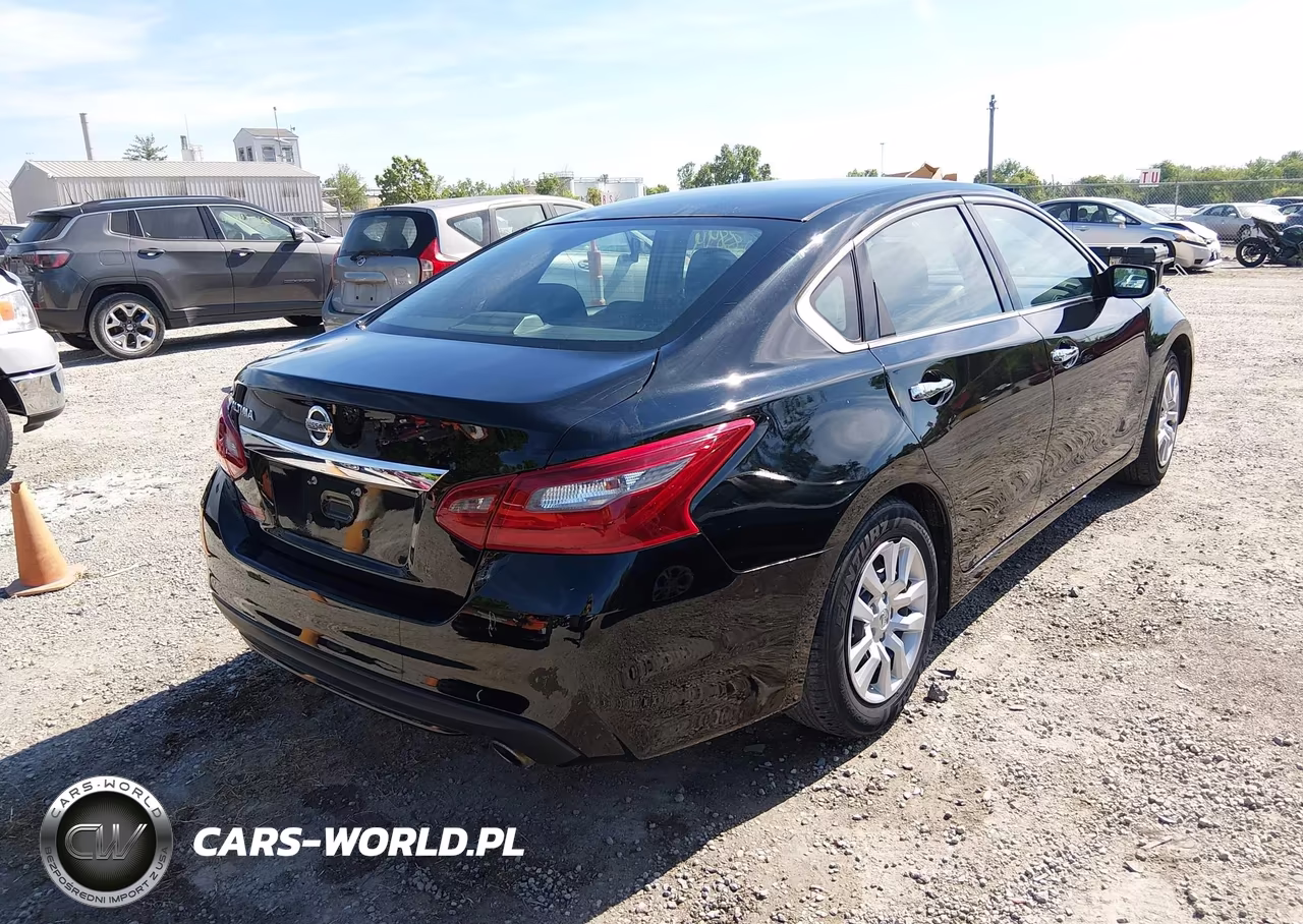 2018 Nissan Altima 2.5 S VIN:1N4AL3AP6JC118083 - 4