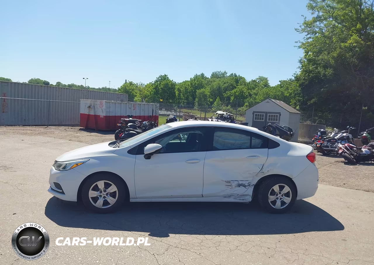 2018 Chevrolet Cruze Ls Auto VIN:1G1BC5SM0J7156585 - 14
