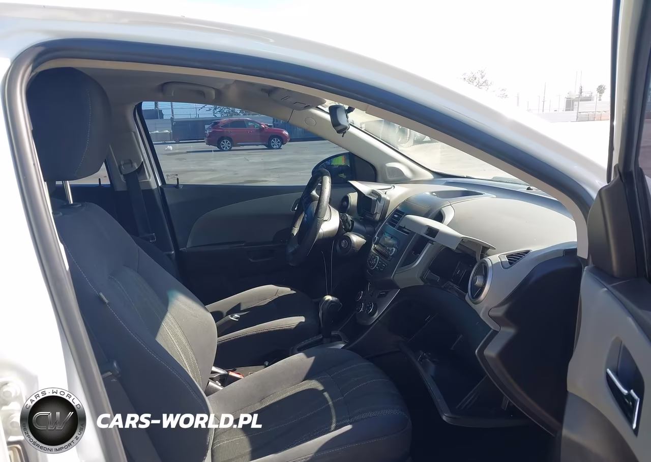 2015 Chevrolet Sonic Lt Auto VIN:1G1JC6SH9F4175150 - 5