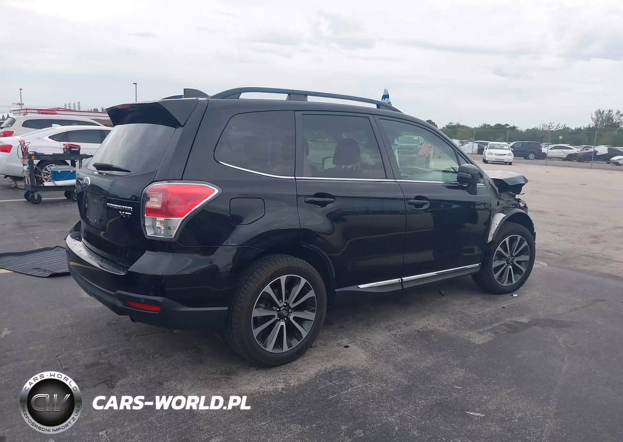 2018 Subaru Forester 2.0Xt Touring VIN:JF2SJGWC7JH525058 - 4