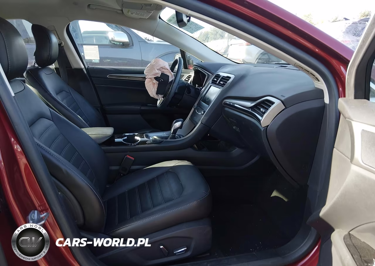 2014 Ford Fusion Energi Se Luxury VIN:3FA6P0PU6ER329877 - 5