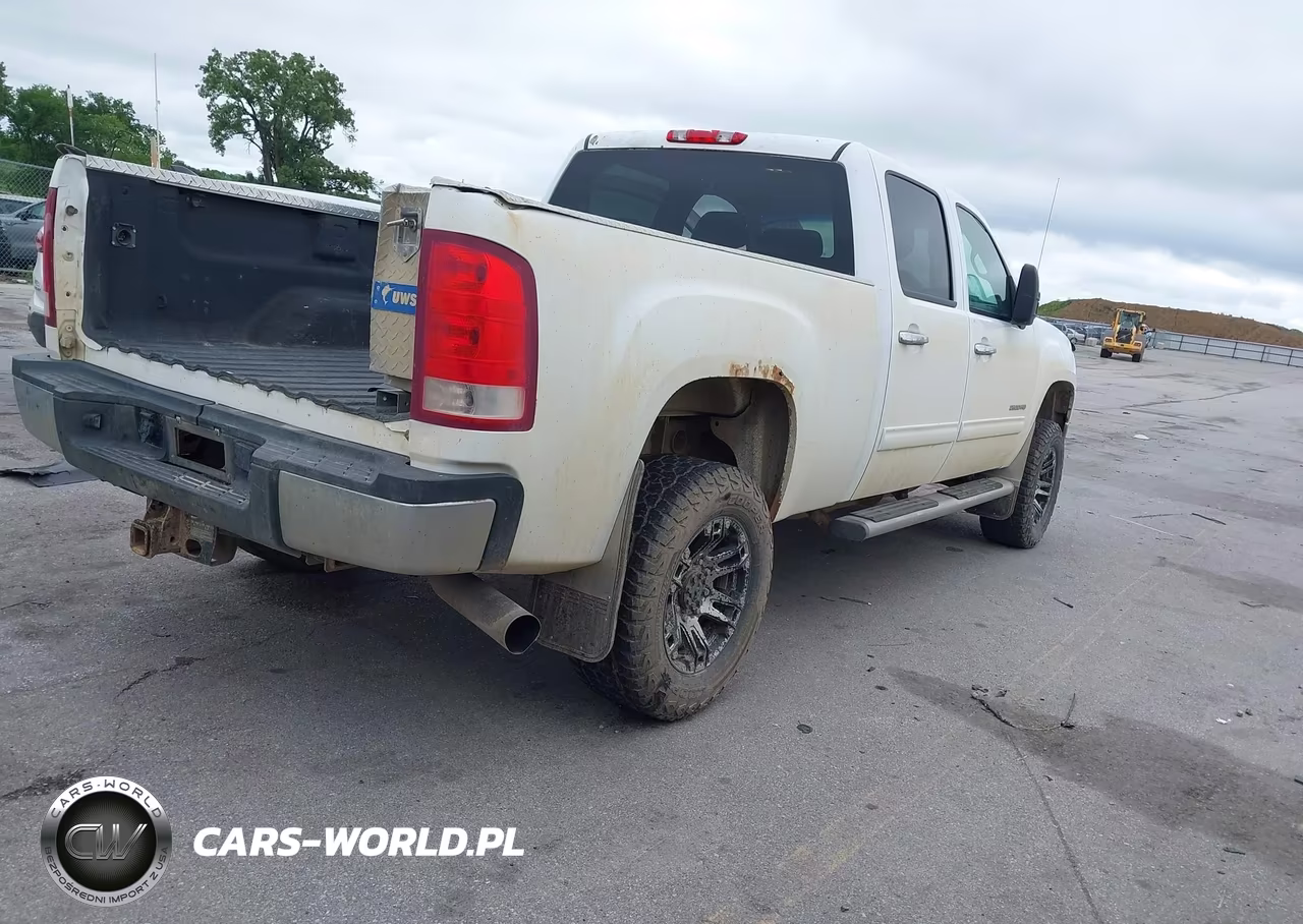 2013 GMC Sierra 2500Hd Work Truck VIN:1GT12ZC89DF214170 - 4