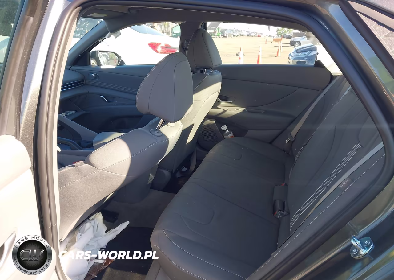 2025 Hyundai Elantra Sel Sport VIN:KMHLM4DG1SU034830 - 8