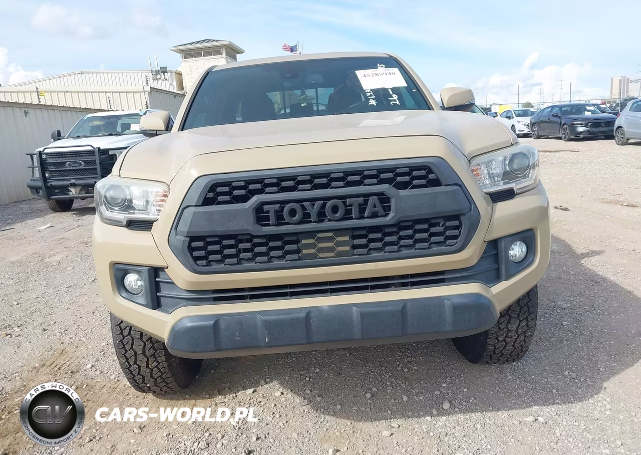 2018 Toyota Tacoma Trd Off Road VIN:3TMAZ5CN5JM062815 - 12