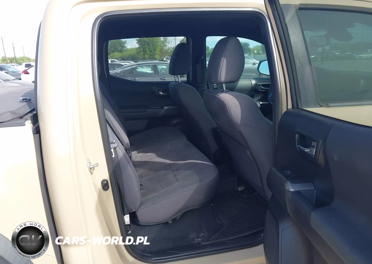 2018 Toyota Tacoma Trd Off Road VIN:3TMAZ5CN5JM062815 - 8