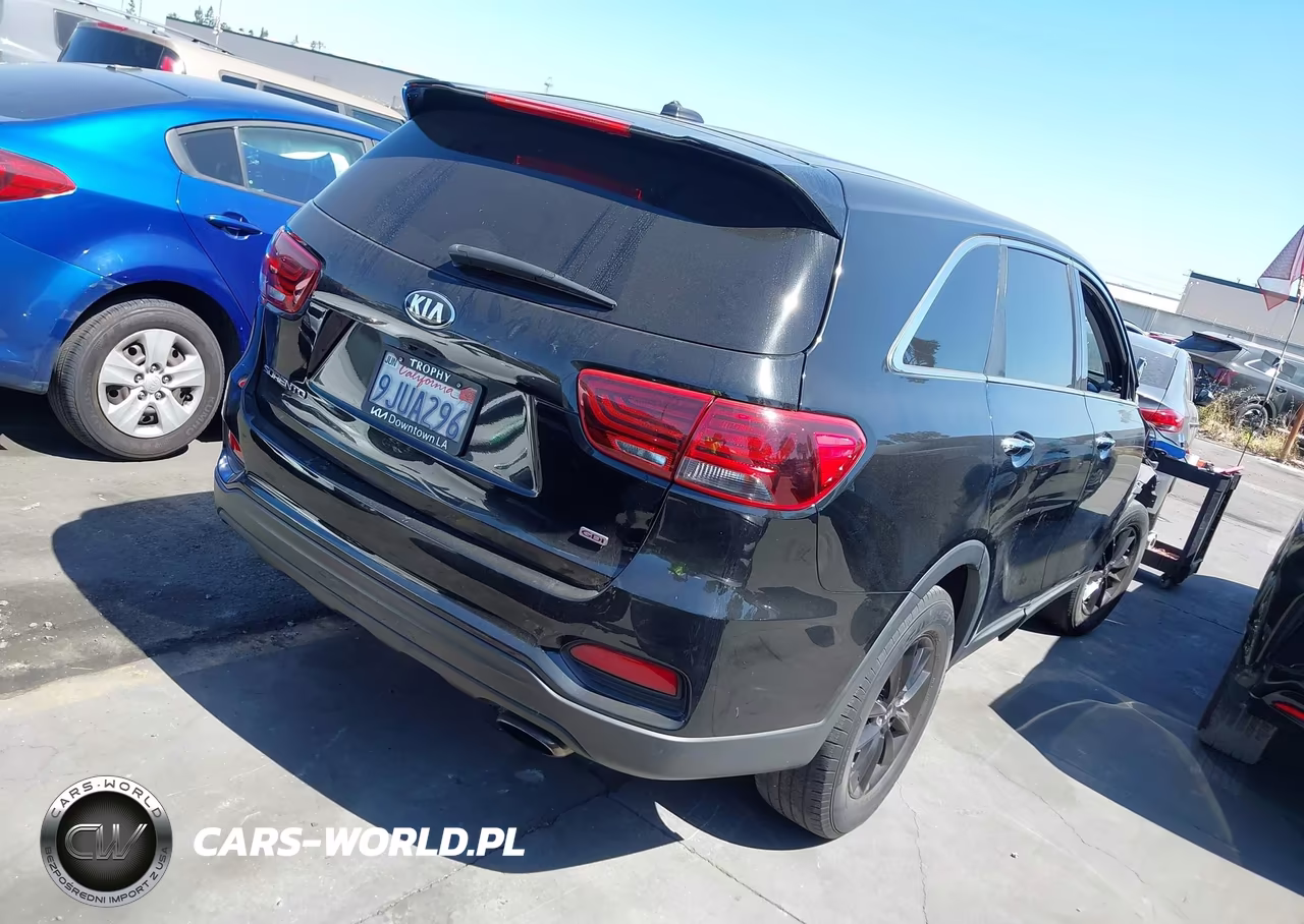 2019 Kia Sorento 2.4L Lx VIN:5XYPG4A37KG452034 - 4