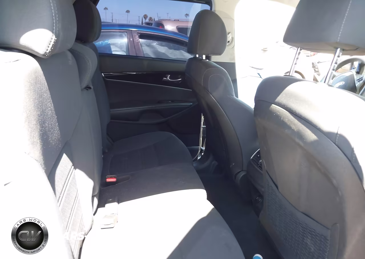 2019 Kia Sorento 2.4L Lx VIN:5XYPG4A37KG452034 - 8