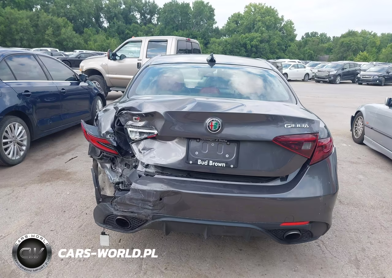 2018 Alfa Romeo Giulia Ti Sport Awd VIN:ZARFAEEN5J7594625 - 16