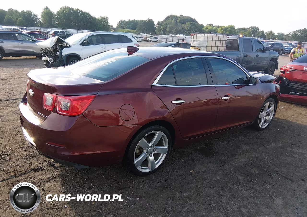 2015 Chevrolet Malibu 2Lz VIN:1G11G5SX1FF201492 - 4