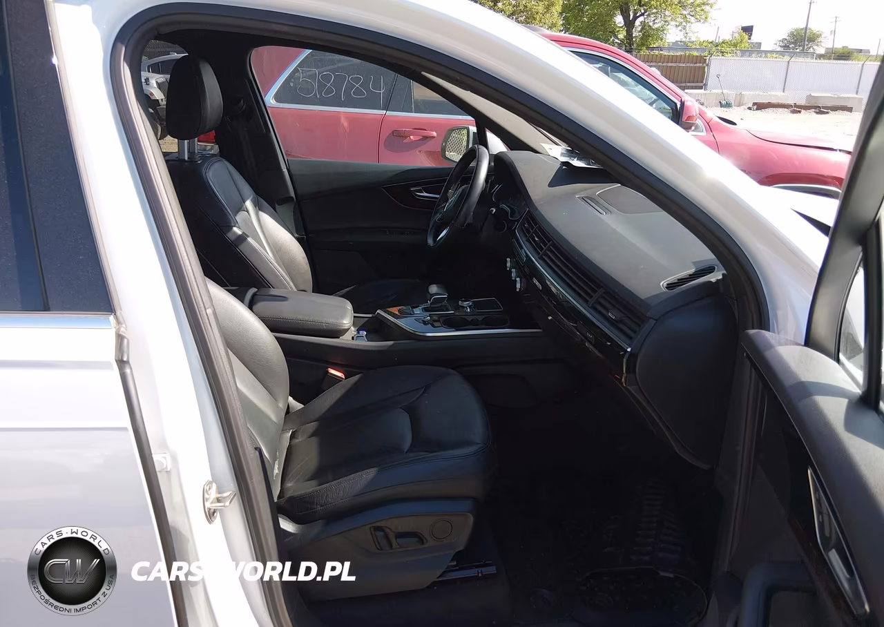 2017 Audi Q7 3.0T Premium VIN:WA1LAAF76HD019493 - 5