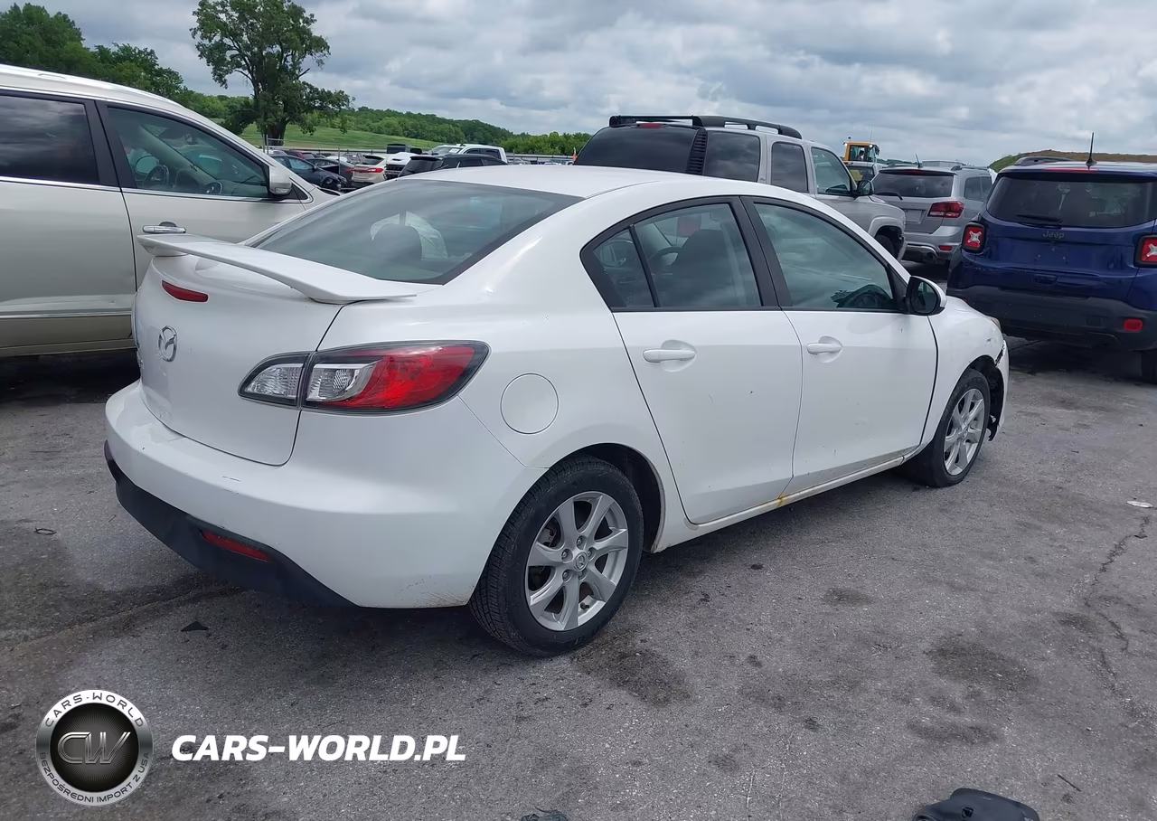 2010 Mazda Mazda3 I Touring VIN:JM1BL1SF0A1188439 - 4