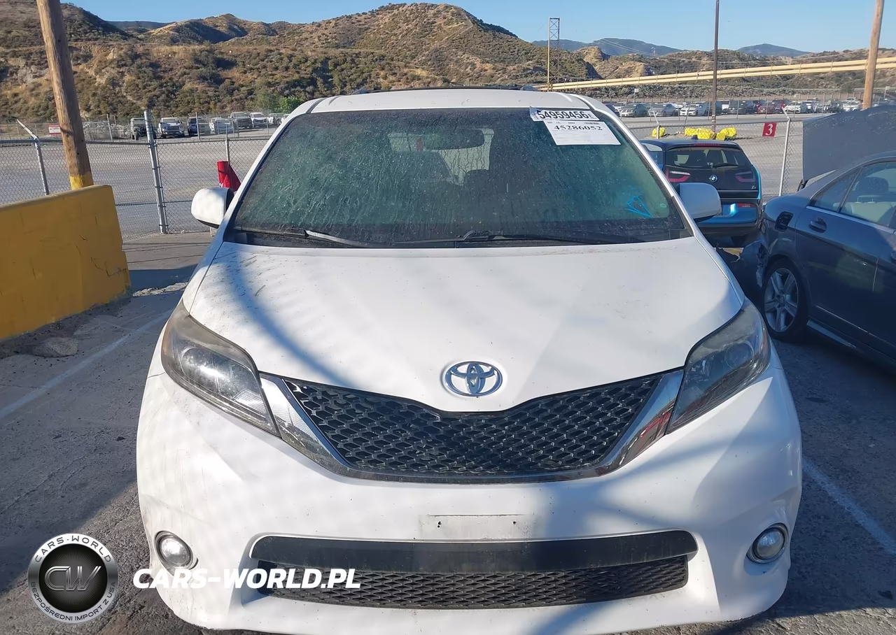 2017 Toyota Sienna Se VIN:5TDXZ3DC6HS791511 - 12