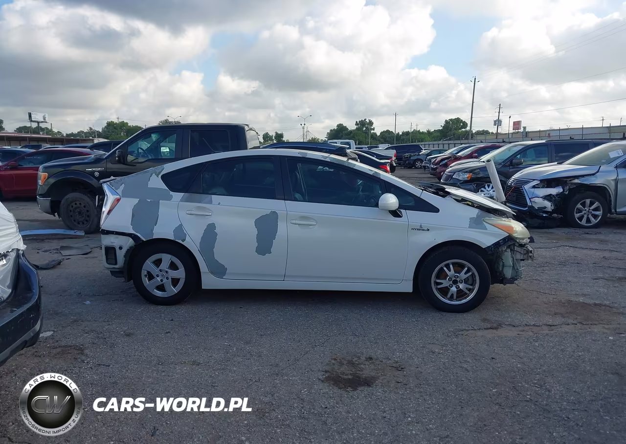2010 Toyota Prius Iii VIN:JTDKN3DU2A0121798 - 14
