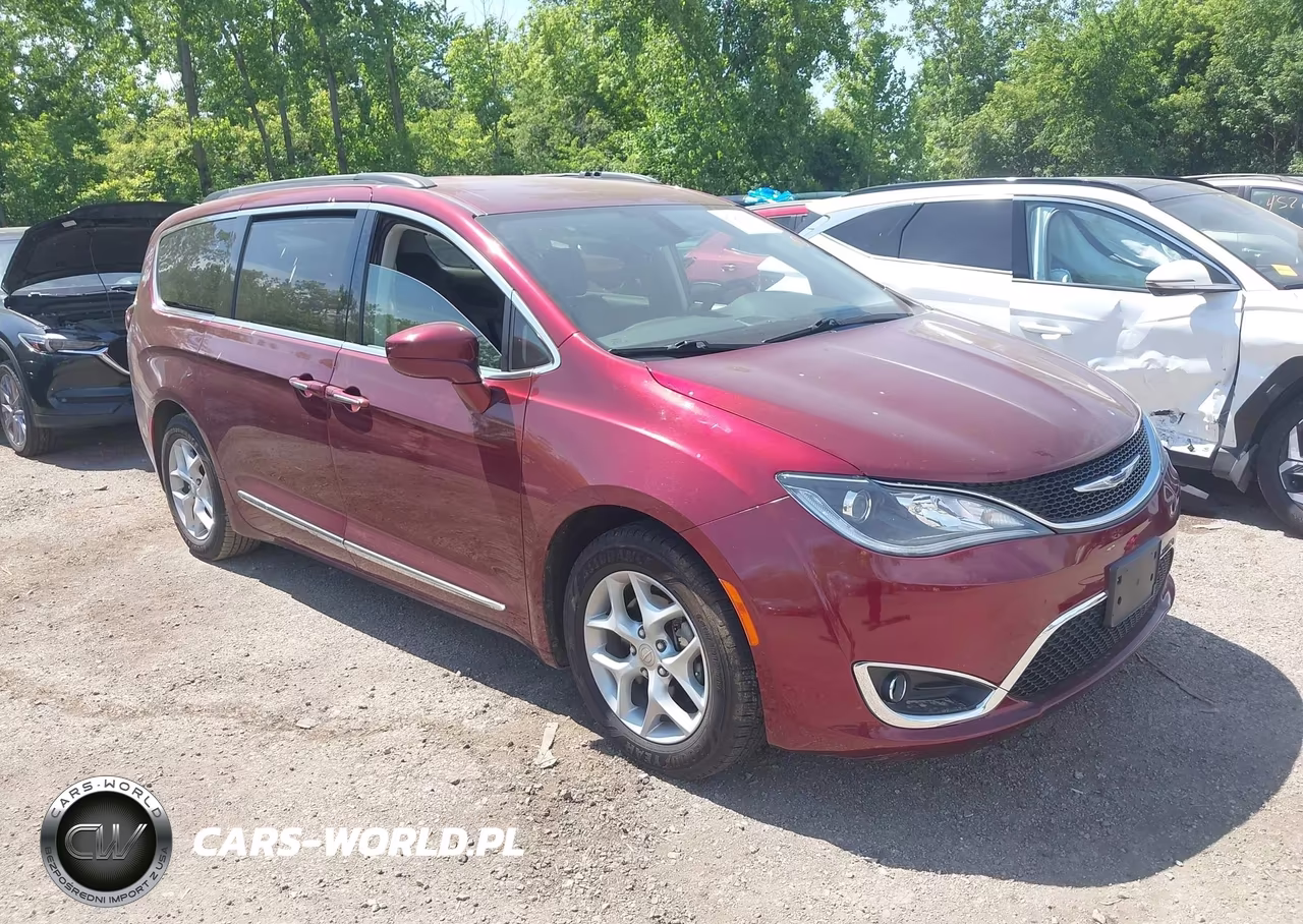 2017 Chrysler Pacifica Touring-L – zdjęcie 1 z 16