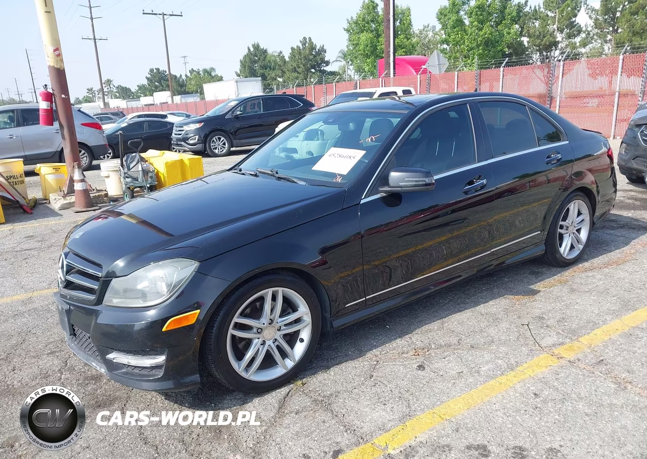 2013 Mercedes-Benz C 250 Sport VIN:WDDGF4HB4DR244025 - 2