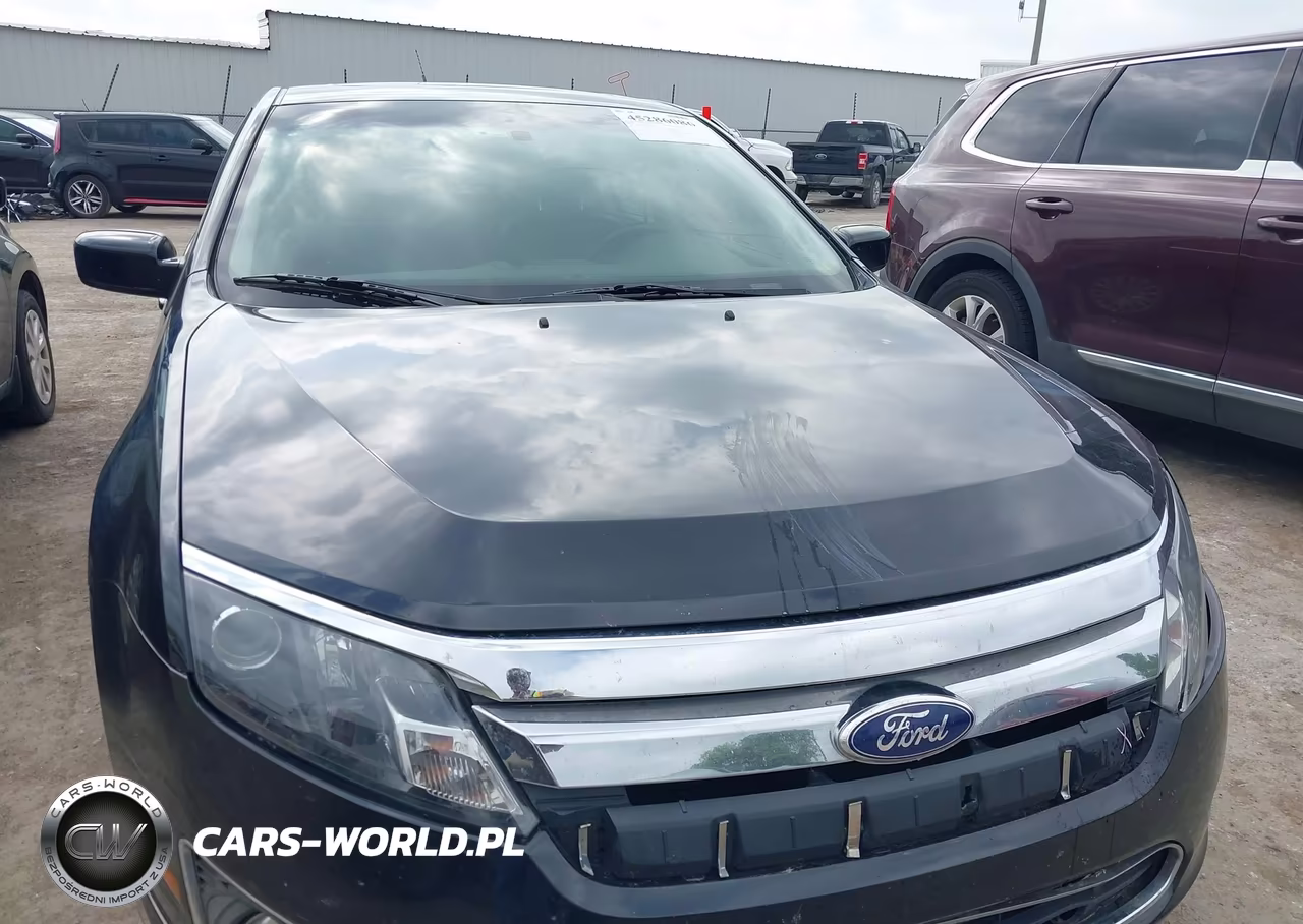 2010 Ford Fusion Hybrid VIN:3FADP0L3XAR315740 - 12
