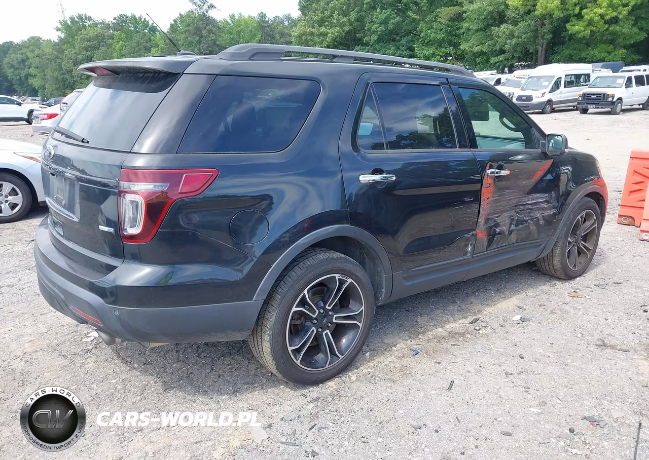 2013 Ford Explorer Sport VIN:1FM5K8GT1DGC85993 - 4